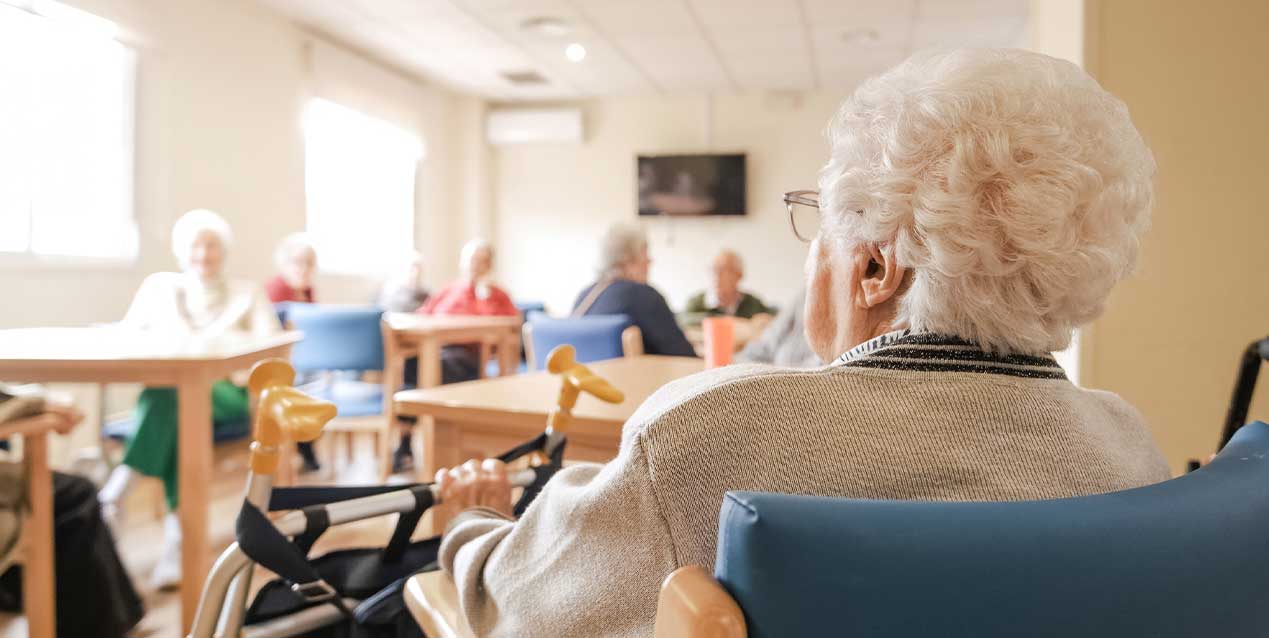 Regulator cracks down on aged care providers failing to meet care minutes